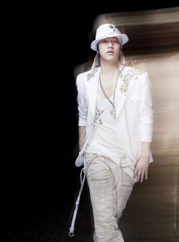 Archivo:Leehyun.jpg