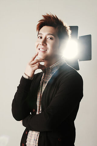 Archivo:Brian Joo3.jpg