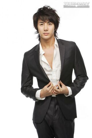 Archivo:20110122 kimhyungjun-460x690.jpg