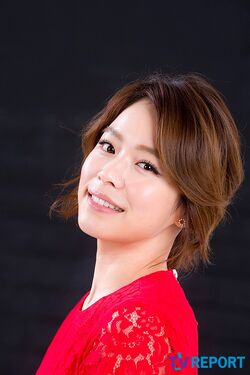Hong Ah Reum28.jpg