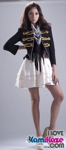 Archivo:Jamila8.jpg