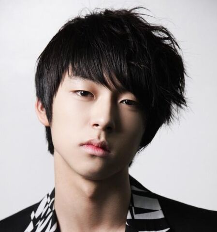 Archivo:Kim hyun14.jpg