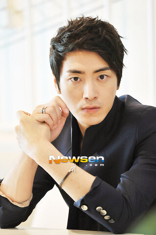 Archivo:Lee Joon Hyuk19.jpg