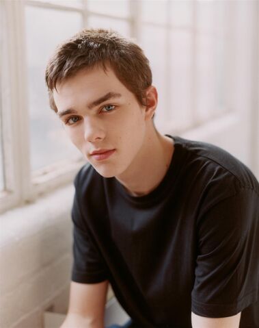 File:Nick-3-nicholas-hoult-11029134-1306-1650.jpg