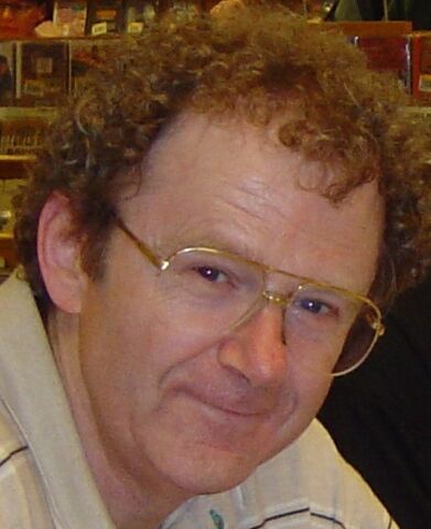 Файл:Brian Herbert.jpg