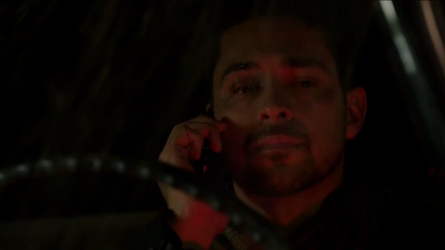 File:Carlos 1x02.png
