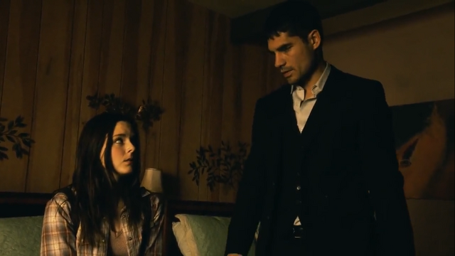 File:Seth and Kate 1x04.png