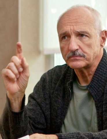 File:Michael-gross-image.png