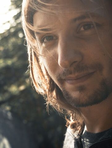 File:Aaron moore.jpg
