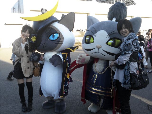 File:Nobunaga-masamune-nobunyagamascots.jpg