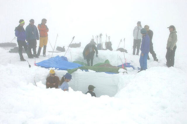 File:Snowpitglacier.jpg