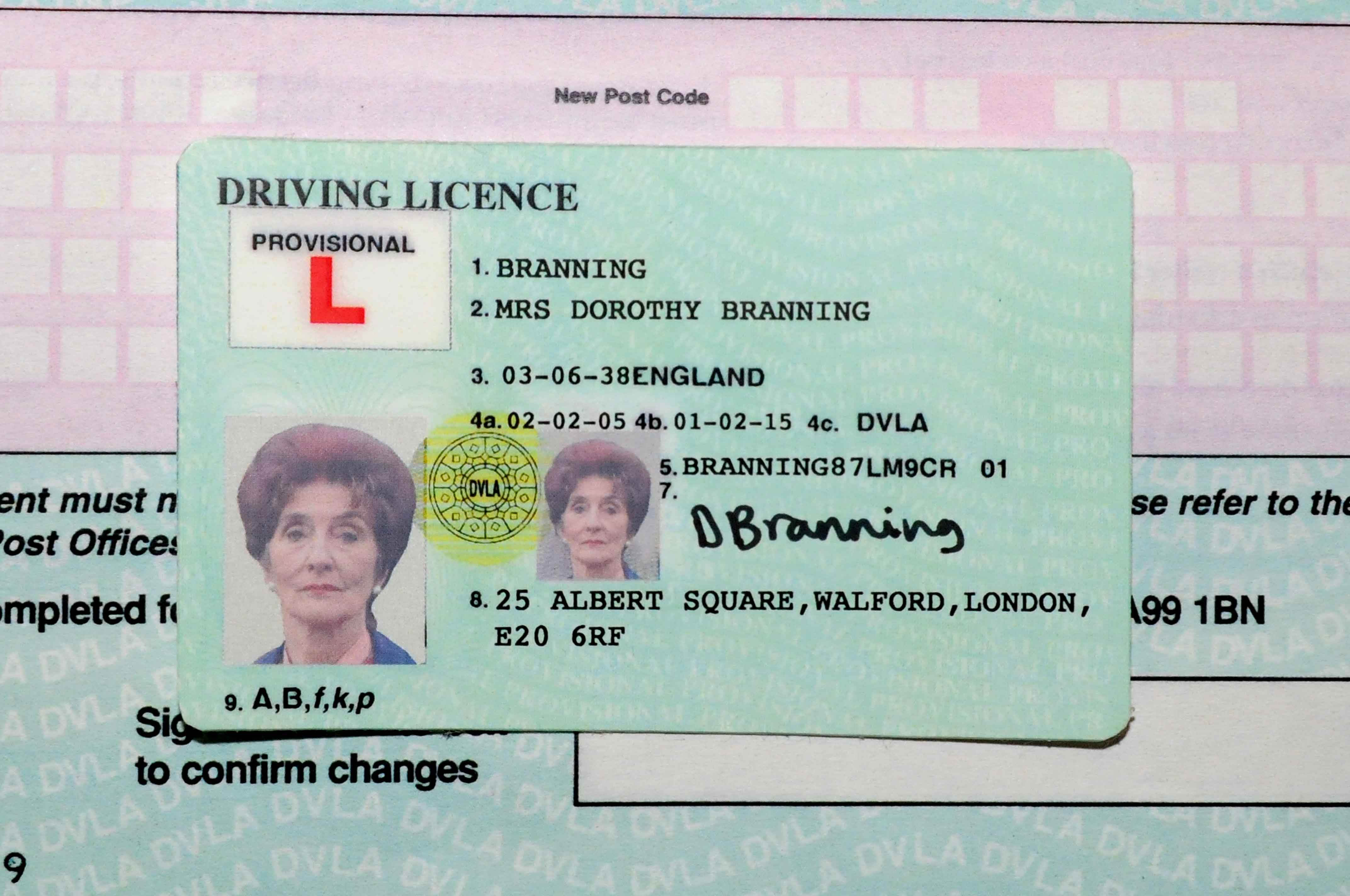 Uk drive. Uk Driving licence. Uk Driver License. Provisional Driving licence. Great Britain Driver License.