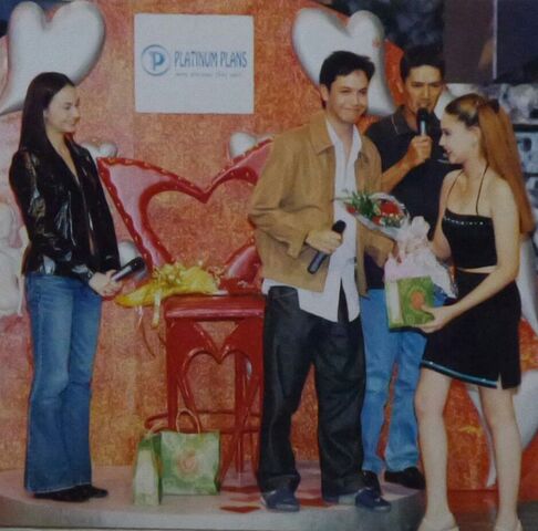 File:PaoloBallesterosHeart2Get.jpg