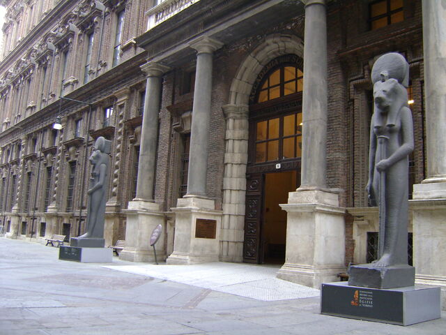 File:Turin museum.jpg