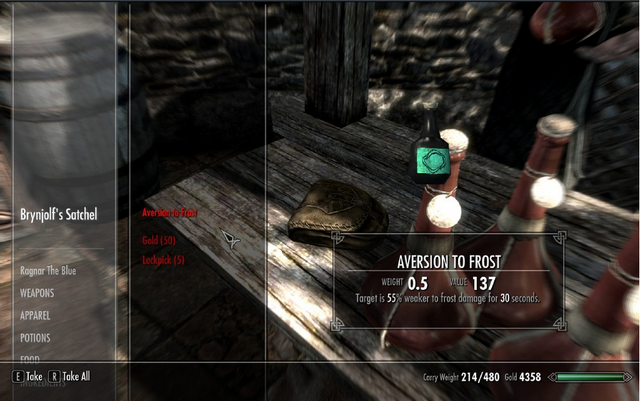 File:Brynjolf's Satchel open.png