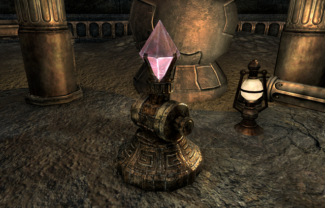File:The Dangerous Past (Quest)CrystalPlaced.png