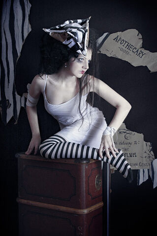 File:Tumblr mnombnYn4i1s87w52o2 400.jpg