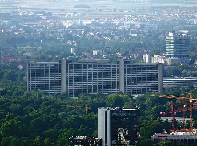 File:Deutschebundesbank-ffm003.jpg