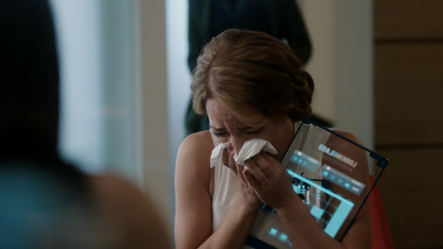 File:VanessaLengiesBlowNose.png