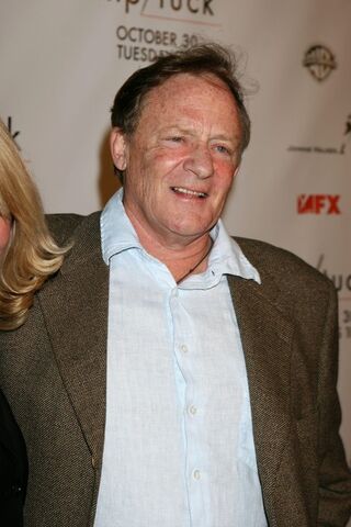 File:Charles Haid.jpg