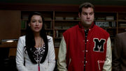Glee-2x18-santana-karofsky-cap-15.png