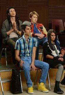 Glee-3x20-3x21-B