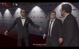 Devin en el estreno.png