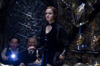 HermioneBellaWandLight.jpg