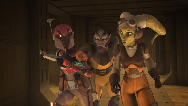 Archivo:Hera Sabine Zeb Rescue.jpg