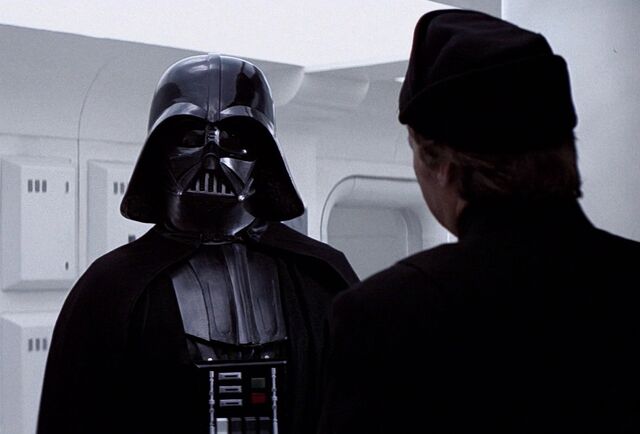Archivo:Praji-reporting-to-Vader.jpg