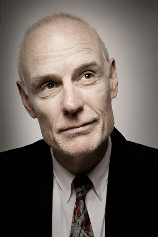 File:Matthew Frewer.jpg