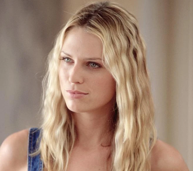 Nancy Hayes (The Big Bounce)  EvilBabes Wiki  FANDOM 