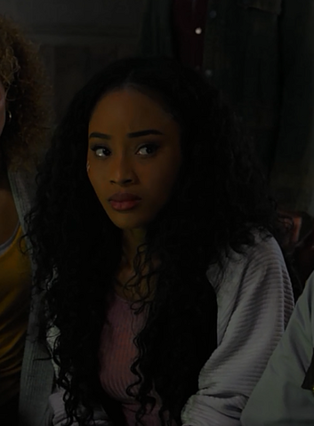 File:Lacey Emery.png