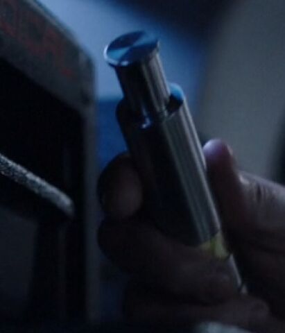 File:Blood-oxygen injector.jpg
