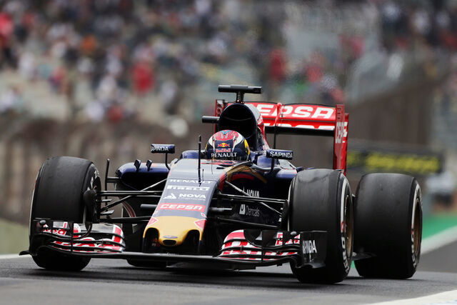 File:Toro Rosso STR10 Brazil.jpg