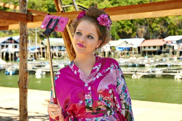 Datei:Chantal Kimono.jpg