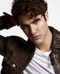 Darren-Criss-OUT-PHOTOS