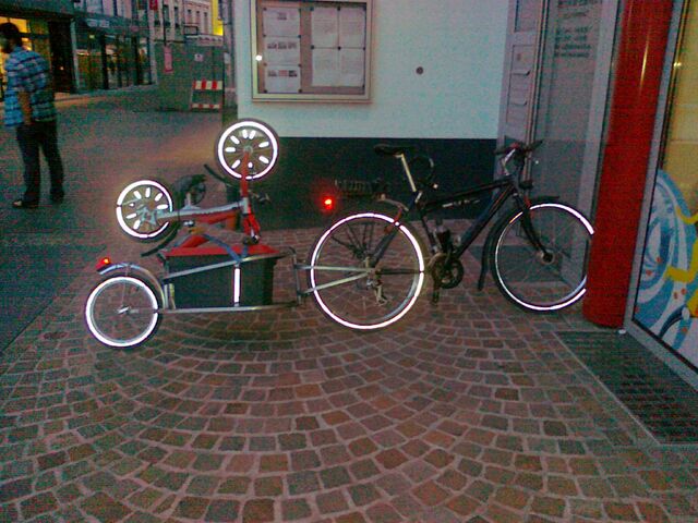 Datei:Abschleppwagen.jpg