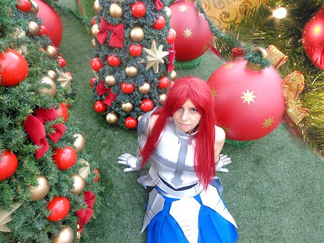 File:MerryChristmasErzaCosplay.jpg
