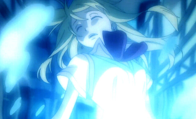 File:Lucy in acqua.jpg