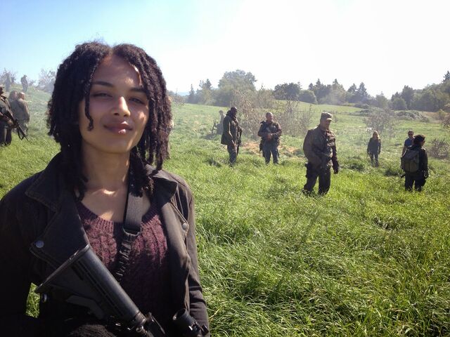 File:4x01 Megan.jpg