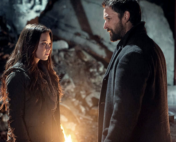 File:Lexi and Tom campfire dream Space Oddity S4.png
