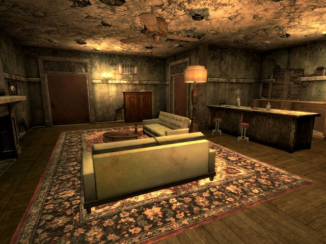 File:The Tops Benny Suite.jpg