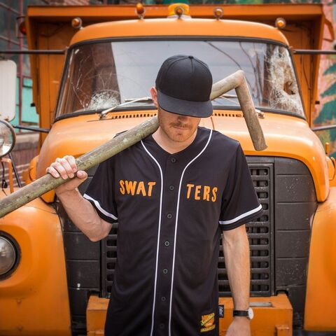 File:Xtop-fo-swattersbaseball-ls02.jpg.pagespeed.ic.QgTKScnvs .jpg
