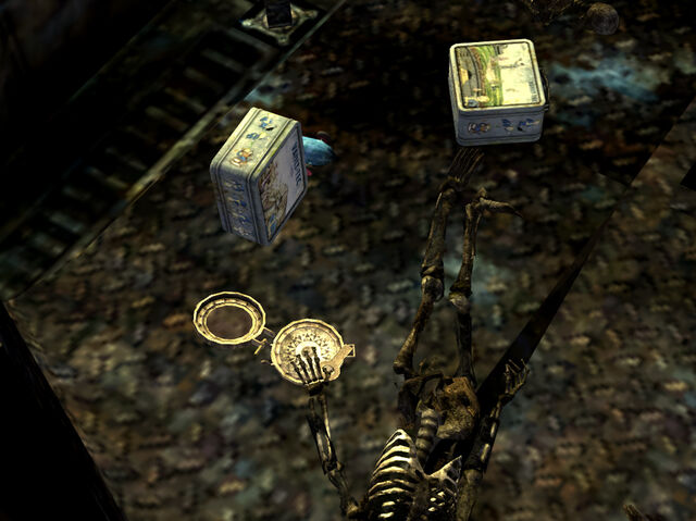 File:Roadside compass.jpg