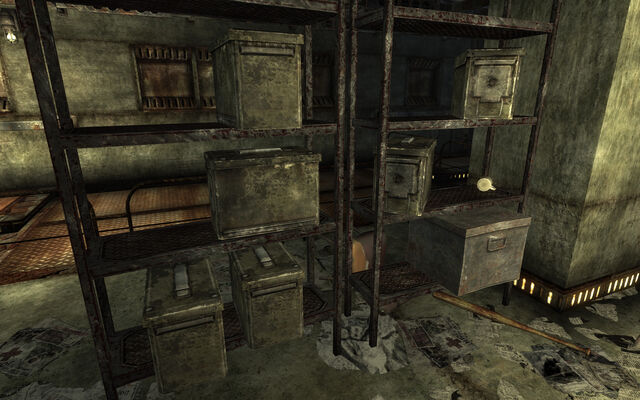 File:Fairfax tunnels weapon cache2.jpg