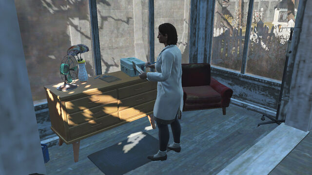 File:Patricia at work.jpg