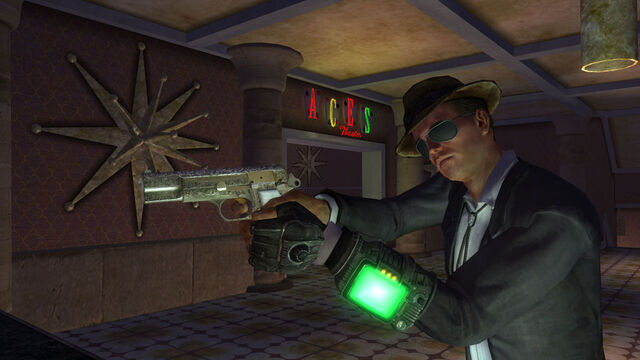 File:Ivorypistol.jpg