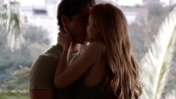 Famous.in.Love.S01E01.720p.HDTV.x264-FLEET 1381