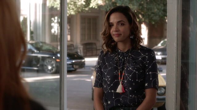 File:Famous.in.Love.S01E01.720p.HDTV.x264-FLEET 0830.jpg